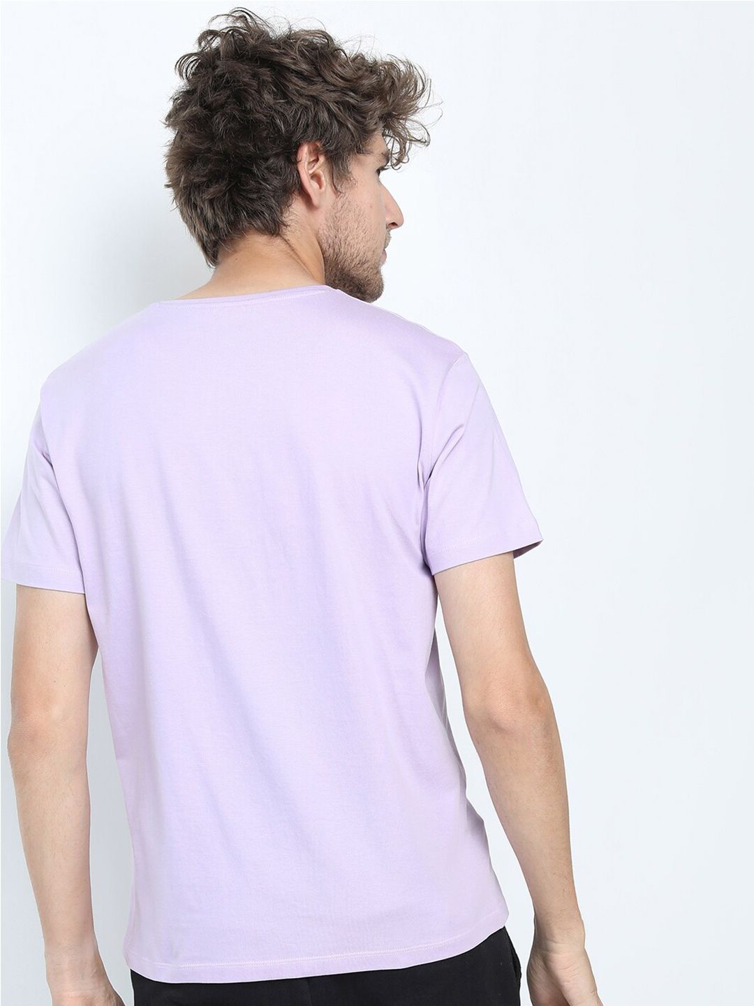 HIGHLANDER Men Lavender & Yellow Printed Slim Fit T-shirt