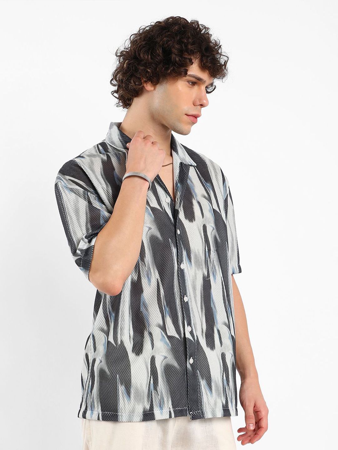 Campus Sutra Men Comfort Cuban Collar Abstract Oversized Casual Shirt