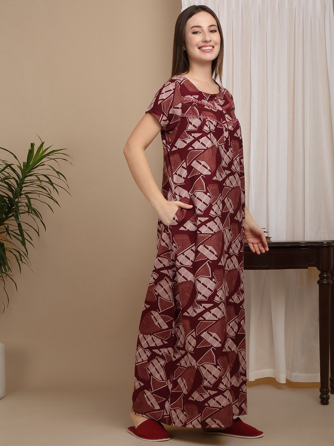 Sweet Dreams Women Printed Pure Cotton Round Neck Short Sleeves Regular Maxi Nightdress