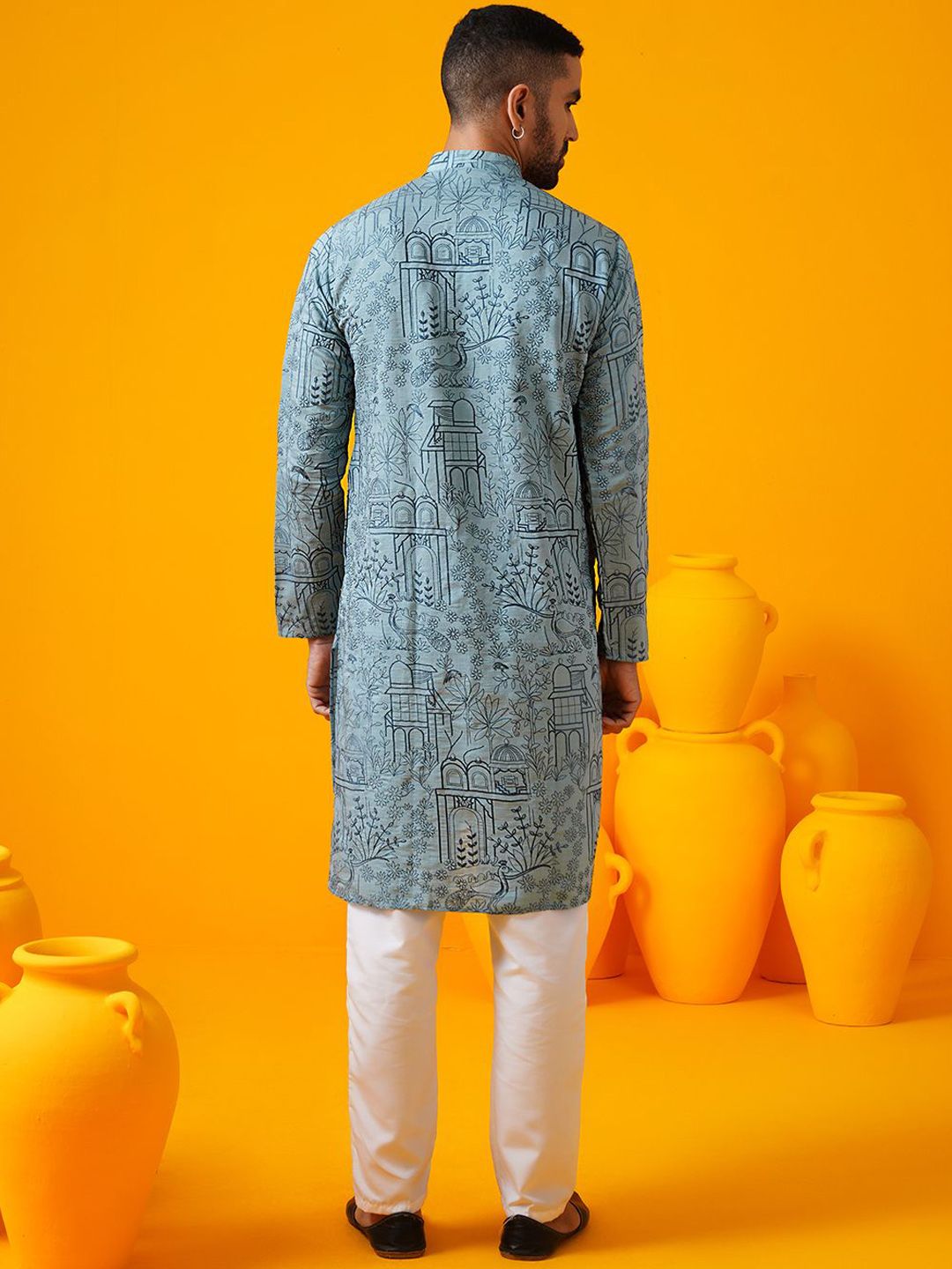 SOJANYA Kurta Kerja Benang Sulam Bunga Lelaki