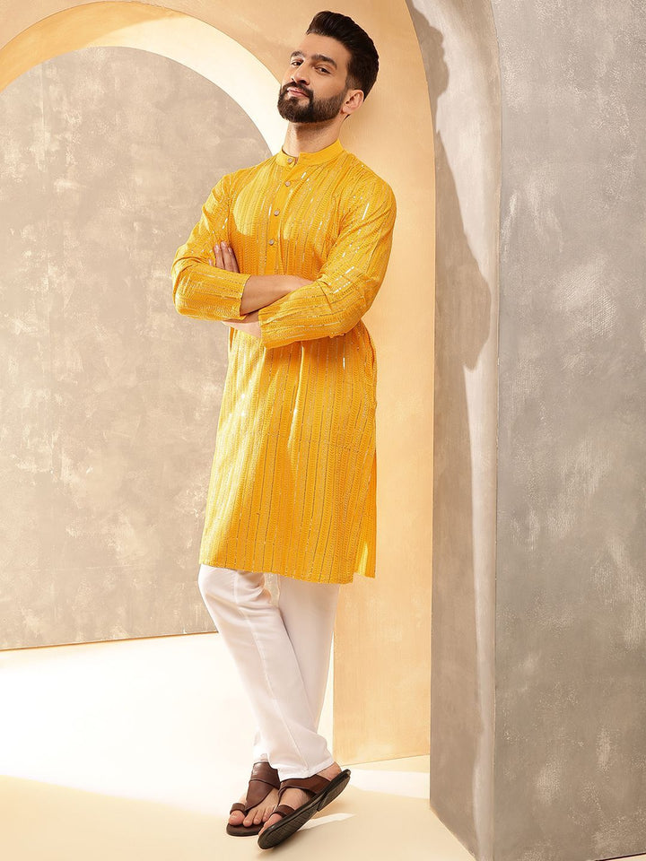 Anouk Mustard Striped Sulam Labuci Mandarin Kolar Kapas Tulen Kurta Dengan Pijama