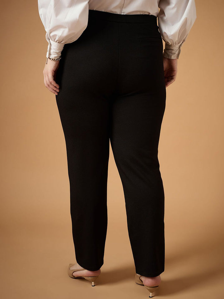 SASSAFRAS Curve Women Comfort Slim Fit High-Rise Trousers