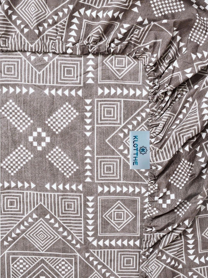 KLOTTHE Brown & White Geometric Fitted 300 TC Single Bedsheet with 1 Pillow Cover