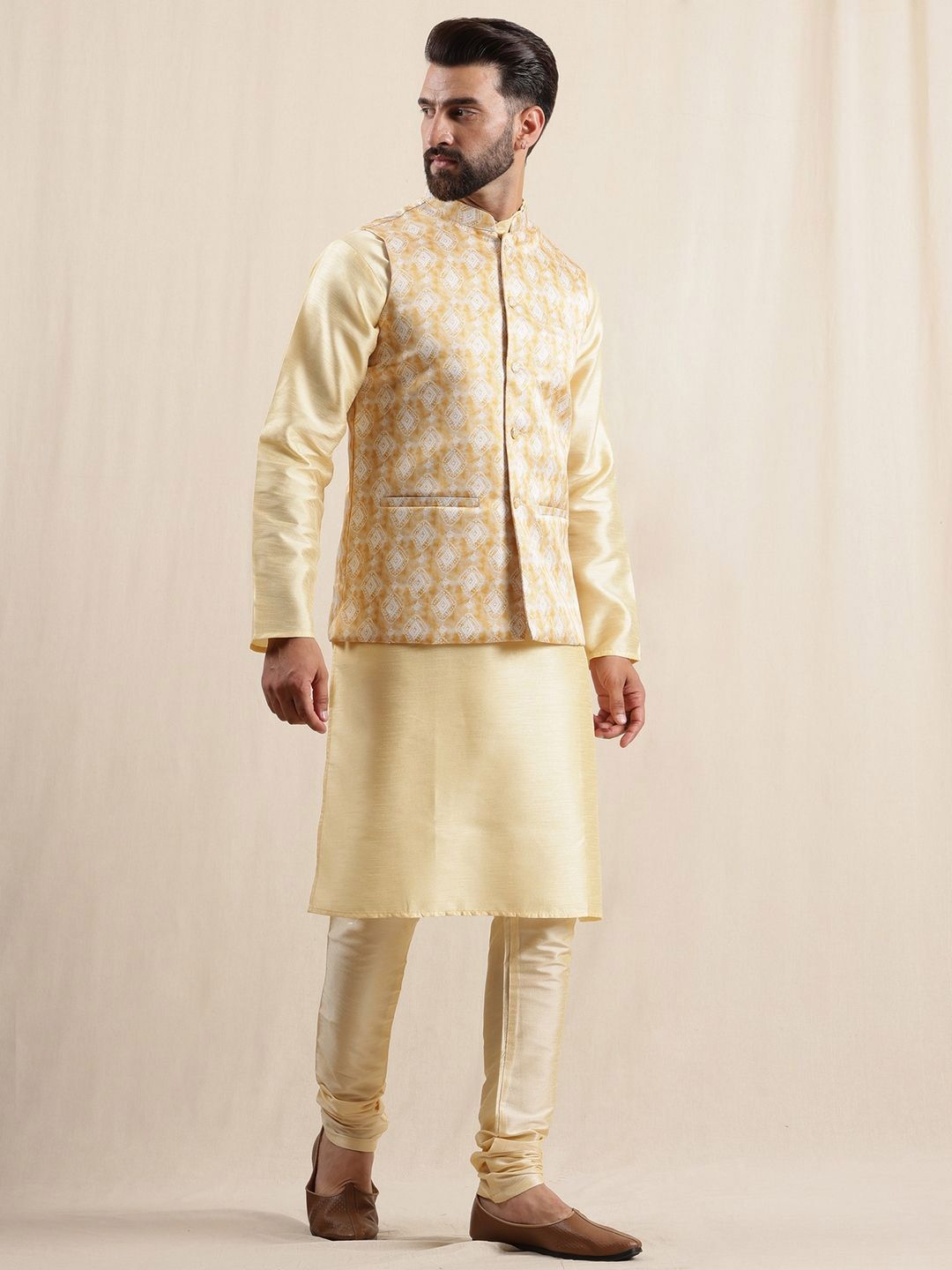 Anouk Mandarin Collar Straight Kurta With Pyjamas & Nehru Jacket