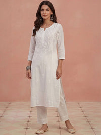Rumah Wanita Chikankari Motif Etnik Benang Sulam Kerja Bayangan Kurta