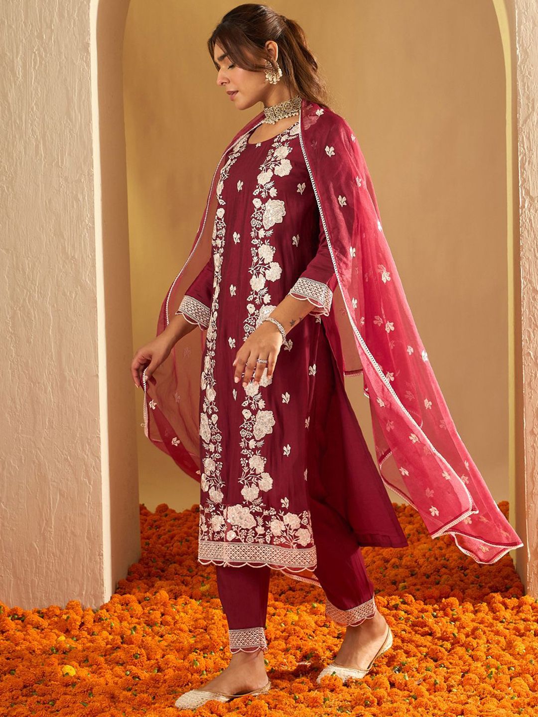 Indo Era Floral Embroidered Straight Thread Work Kurta with Trousers & Dupatta