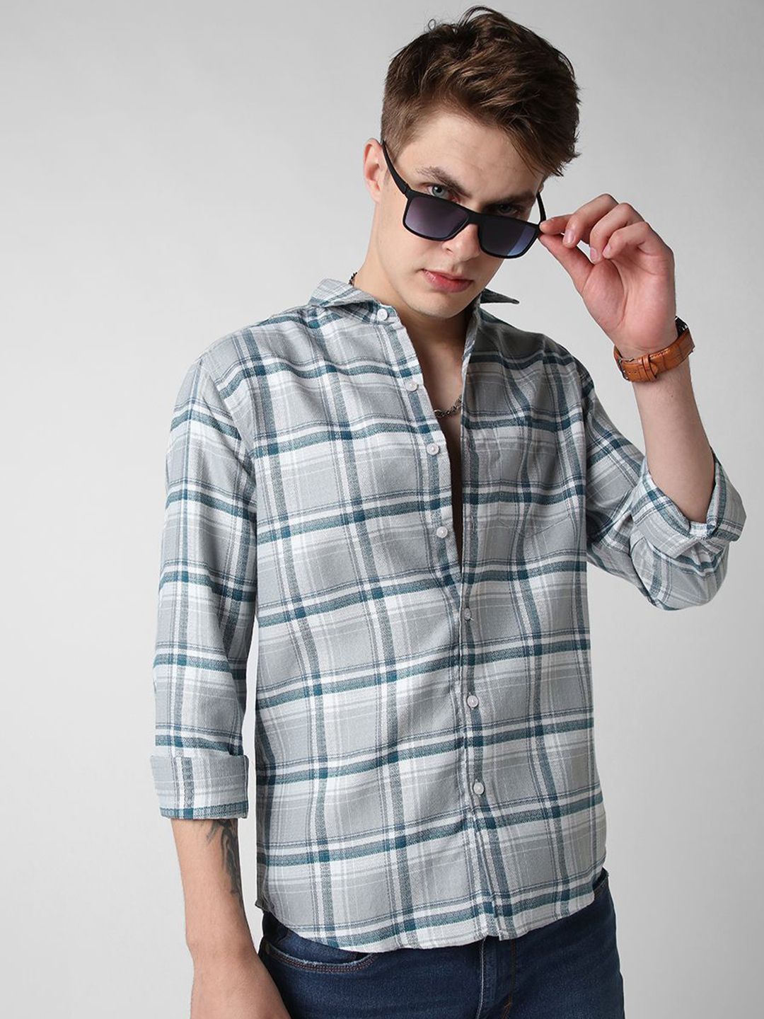 VASTRADO Men Classic Slim Fit Tartan Checks Opaque Checked Cotton Casual Shirt