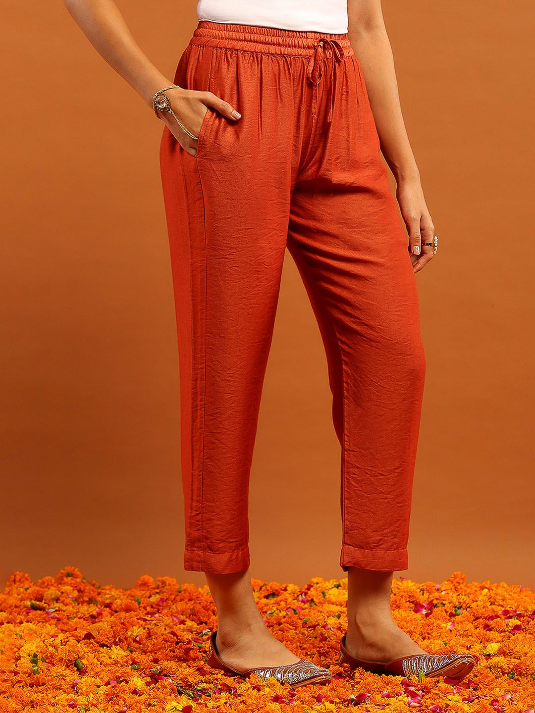 House of Chikankari Embroidered Ethnic Motifs Chanderi Kurta Trouser Set