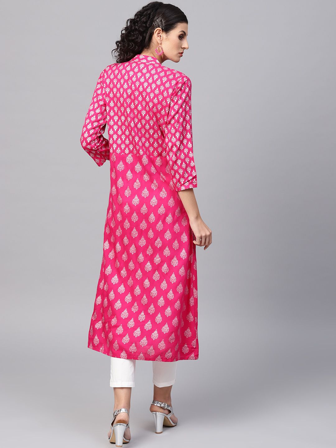 SOJANYA Women Pink & Silver Foil Print A-Line Kurta