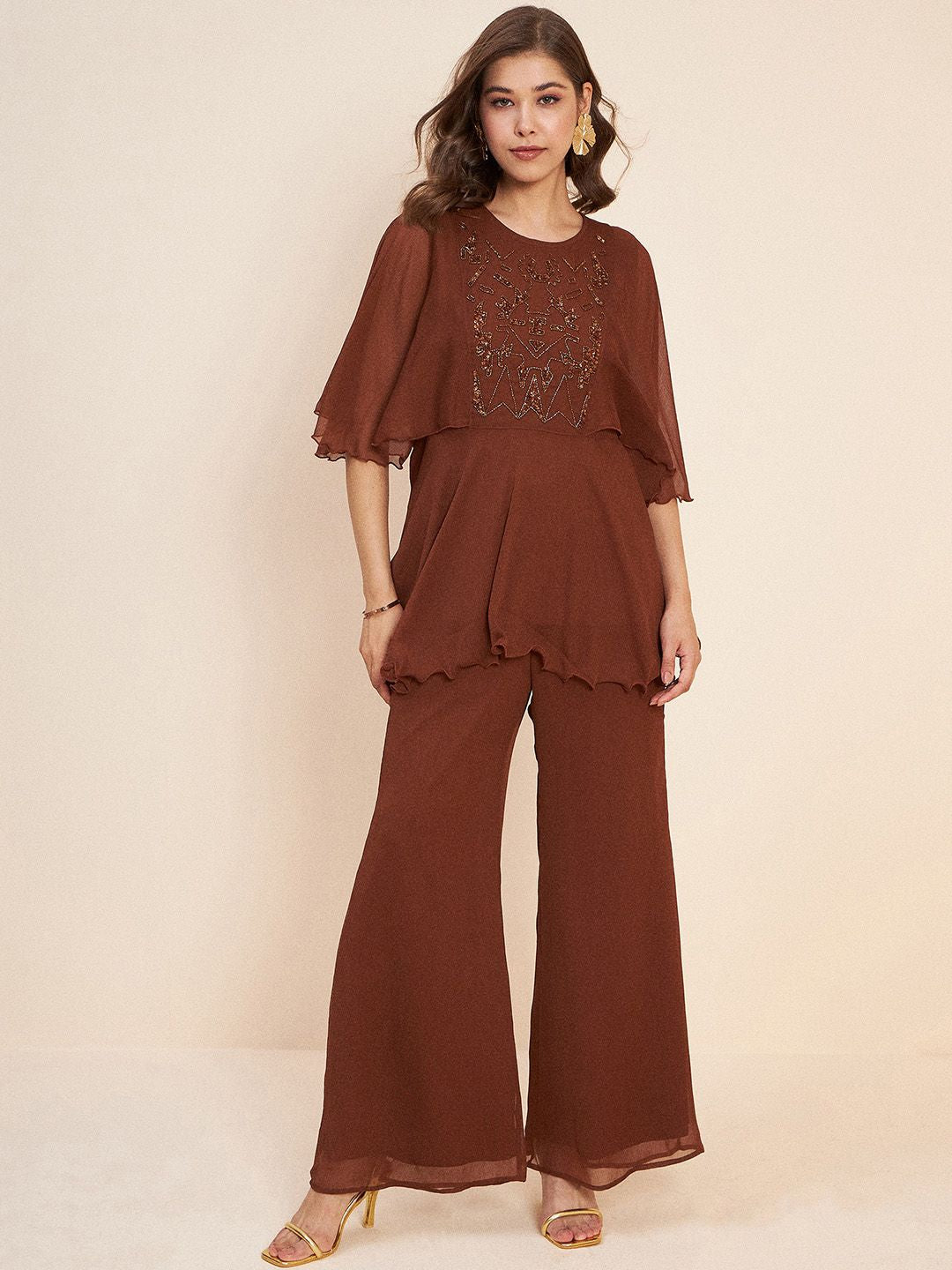Tunik Dihiasi Antheaa Brown Dengan Seluar Co-Ords