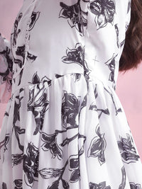 DressBerry Floral Print A-Line Dress with Lace-Details
