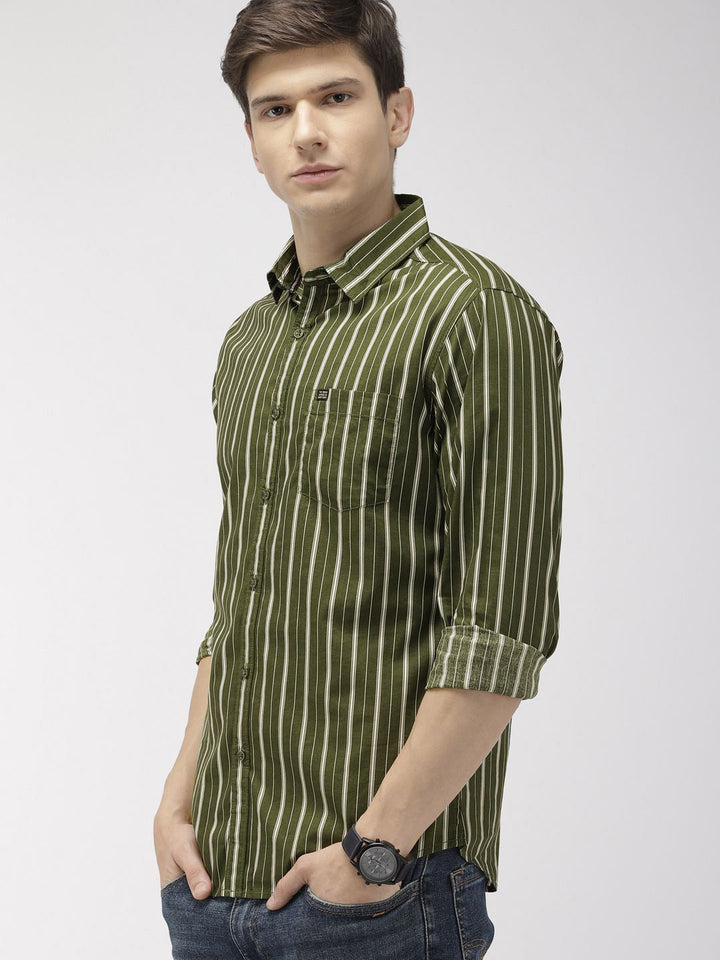 The Indian Garage Co Men Olive Green & White Slim Fit Striped Casual Shirt