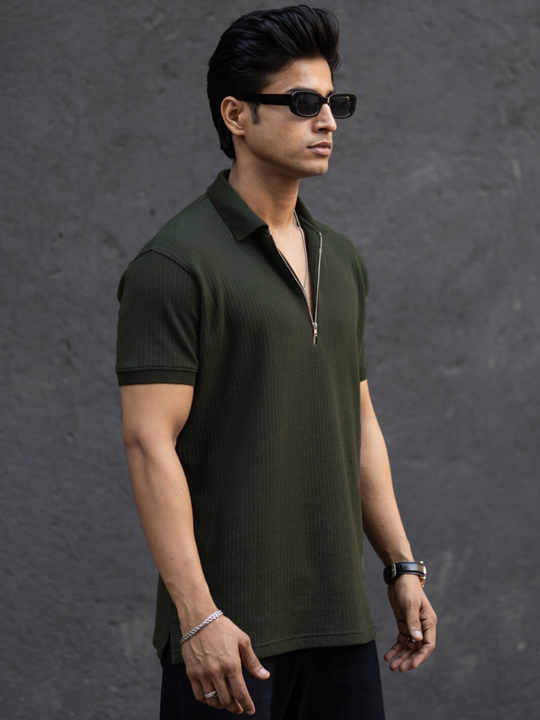 Powerlook Men V-Neck Pockets T-shirt