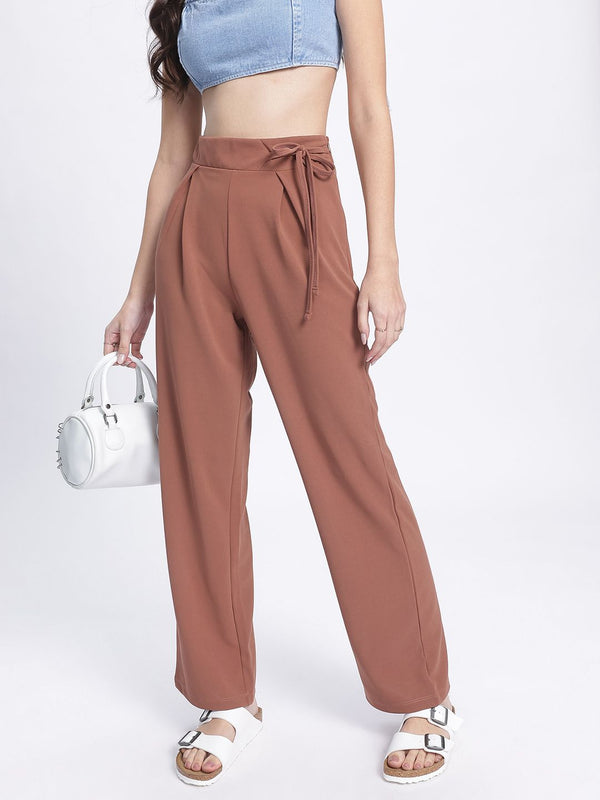 DressBerry Women Elegant Essence Pleated Trouser