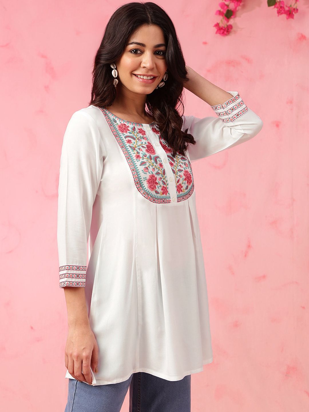 Anouk White Floral Embroidered Thread Work Liva Straight Short Kurti