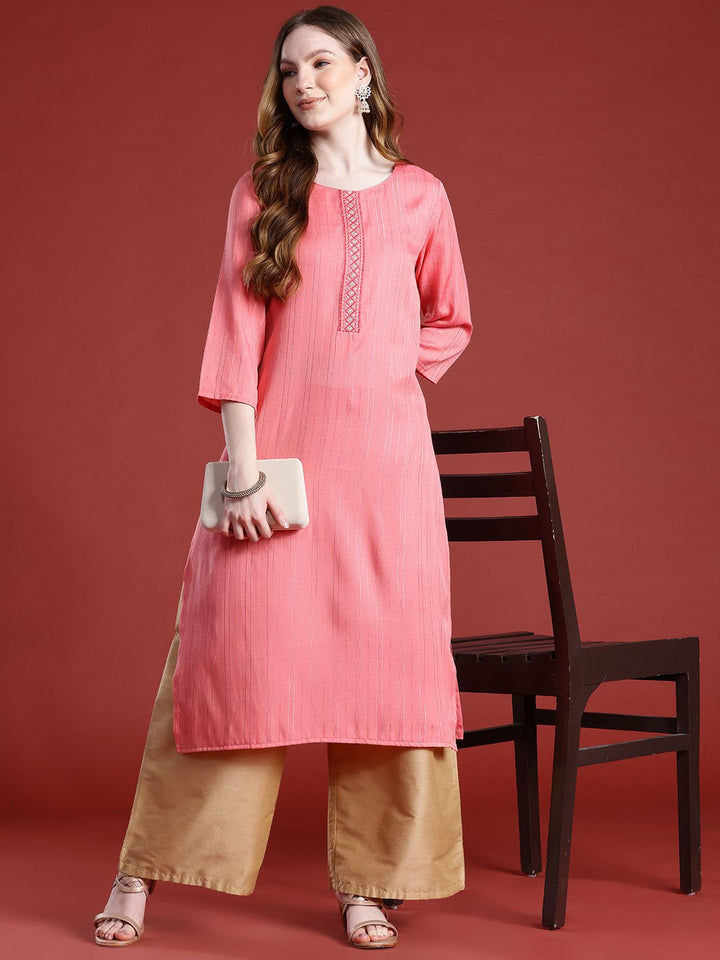 Anouk Geometric Yoke Design Thread Work Kurta