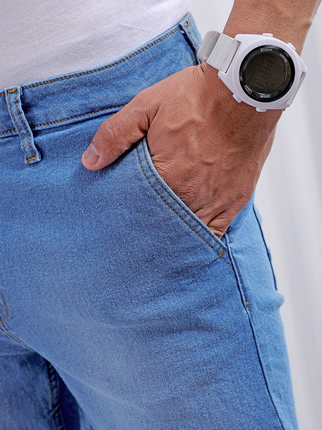 The Indian Garage Co Men Slim Fit Mid-Rise Clean Look Jeans