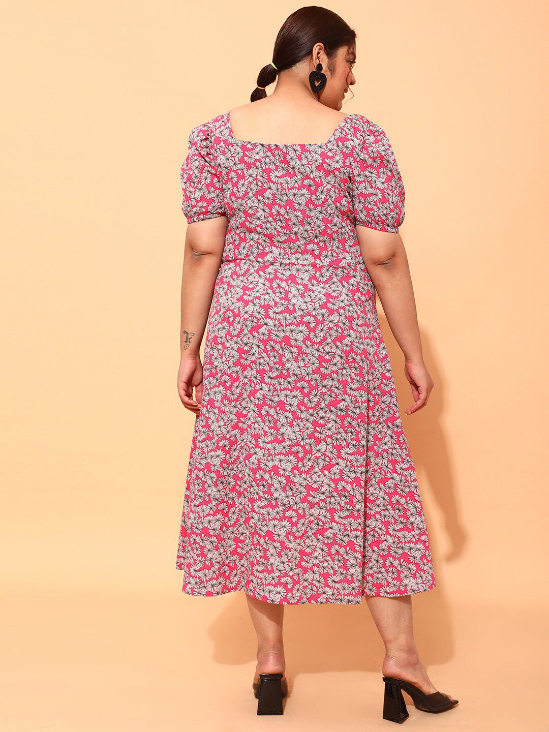 CURVY STREET Plus Size Fuchsia & White Floral printed Square Neck A-Line Dress