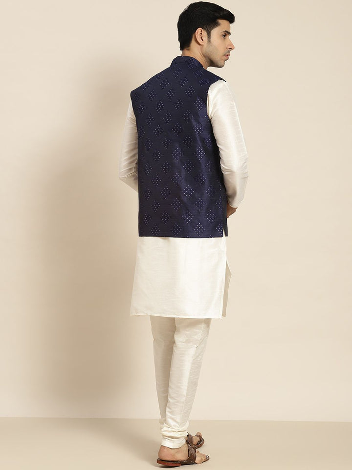 SOJANYA Kurta Rekaan Tenunan Lelaki dengan Churidar dengan Jaket Nehru