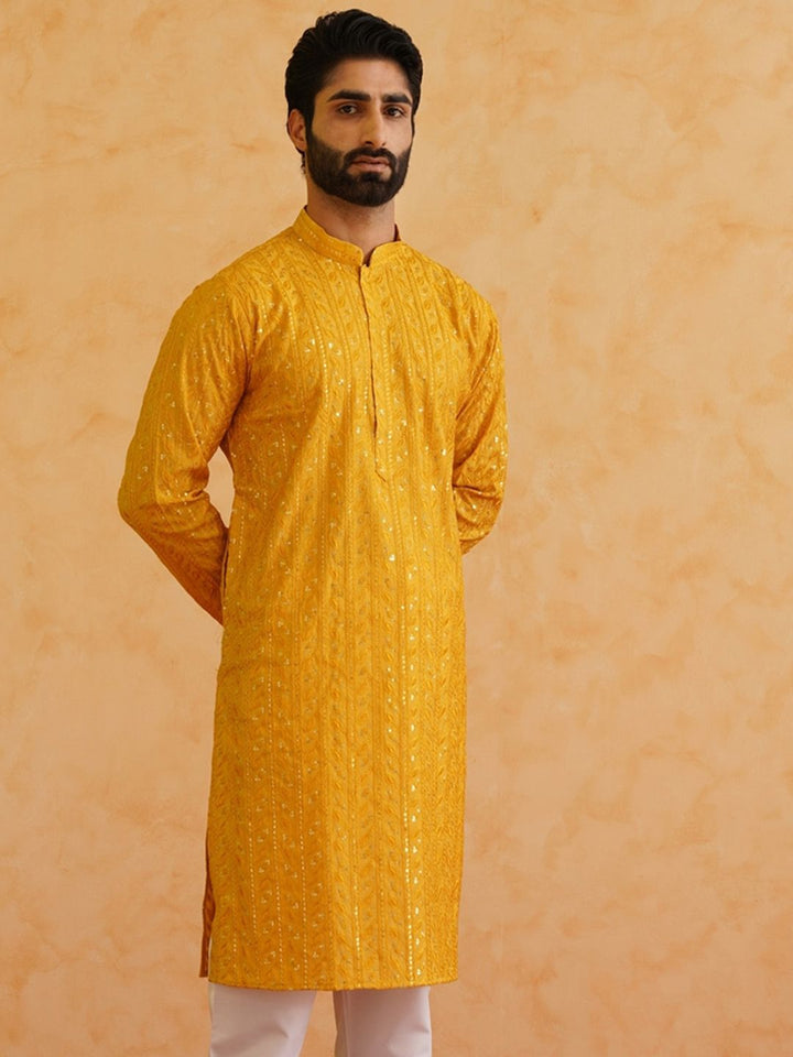 SOJANYA LUXE Ethnic Motifs Embroidered Mandarin Collar Sequined Straight Kurta