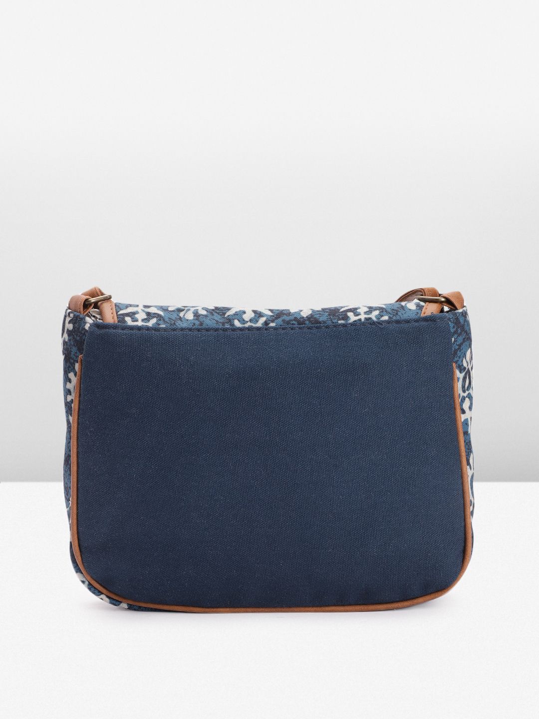 Beg sling cetak etnik anouk