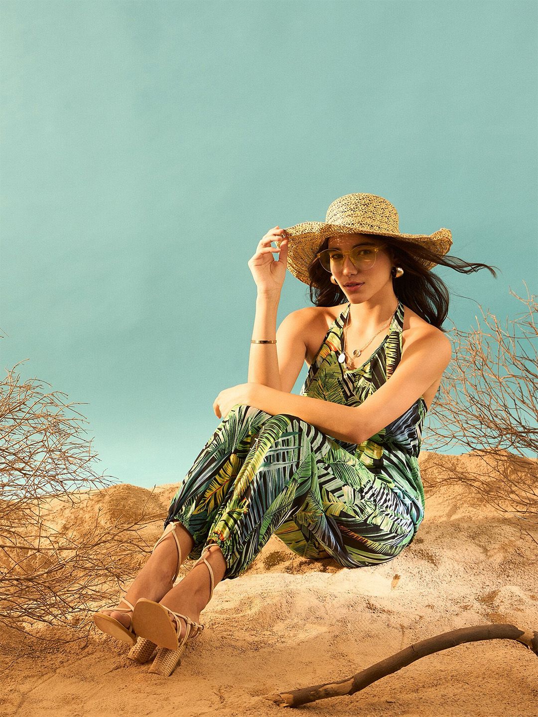 Berrylush Tropical Printed Halter Neck Printed Basic Jumpsuit