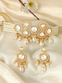 Karatcart berlapis emas berlapis Kundan-studded & mutiara yang ditetapkan perhiasan choker