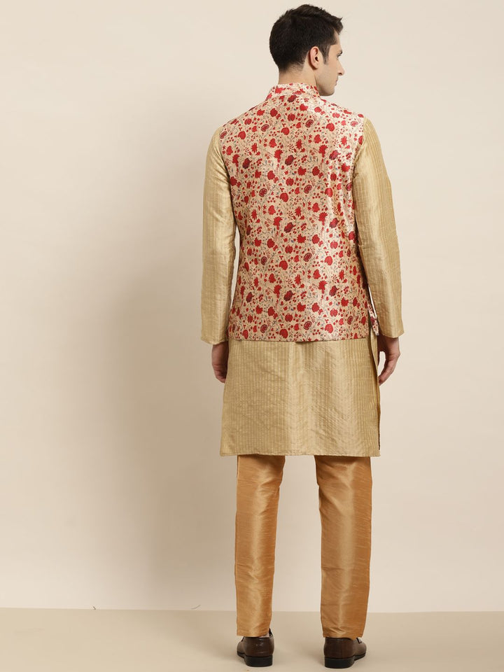 SOJANYA Kurta Emas & Merah Lelaki dengan Jaket Churidar & Nehru