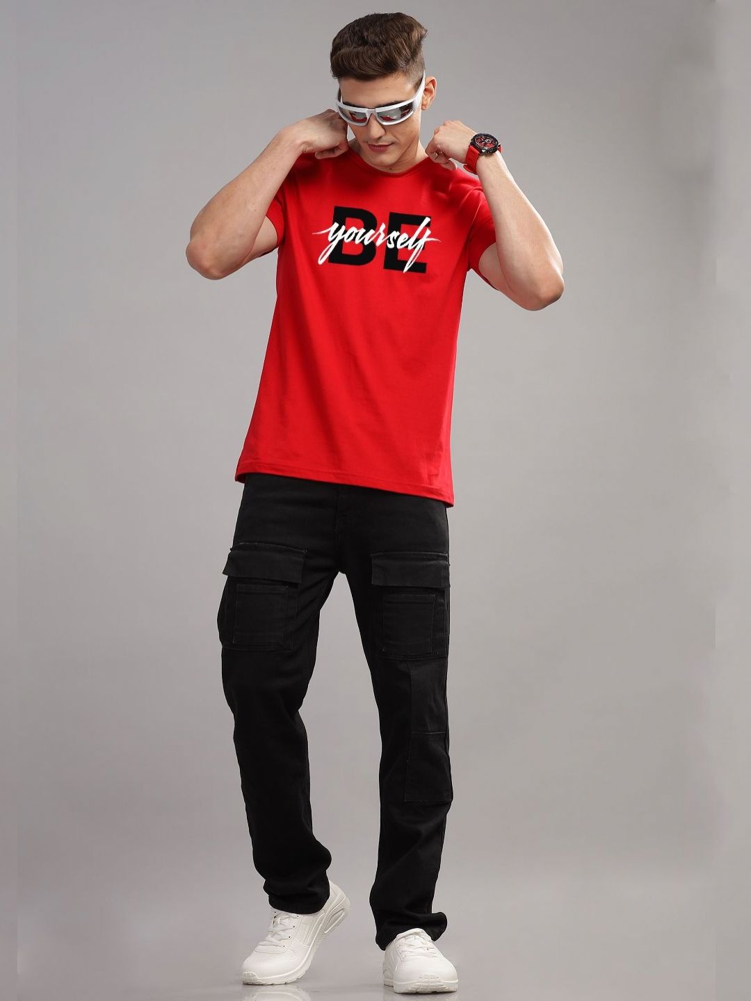 ADRO Men Typography Printed Applique T-shirt