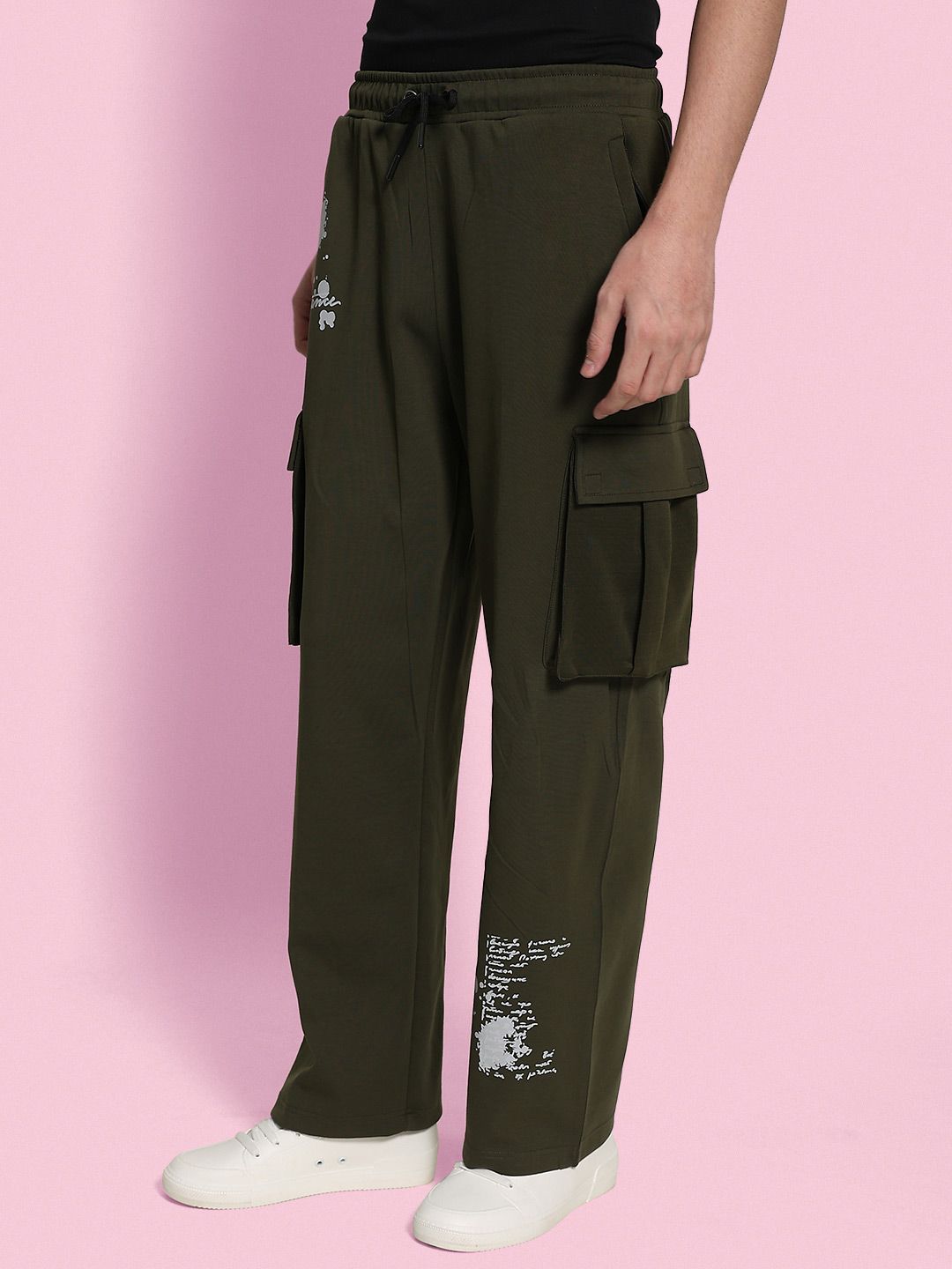 Bene Kleed Men Printed Plated Interlock Relaxed Fit Trousers