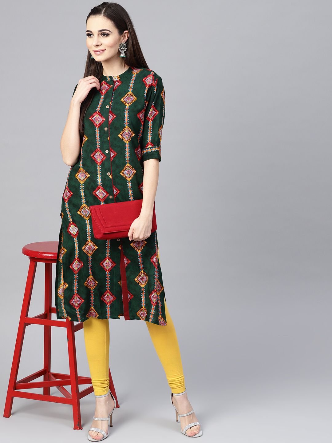 SOJANYA Women Green & Orange Printed Straight Kurta