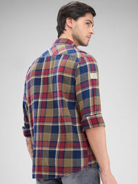 SPYKAR Men Slim Fit Opaque Checked Spread Collar Casual Shirt