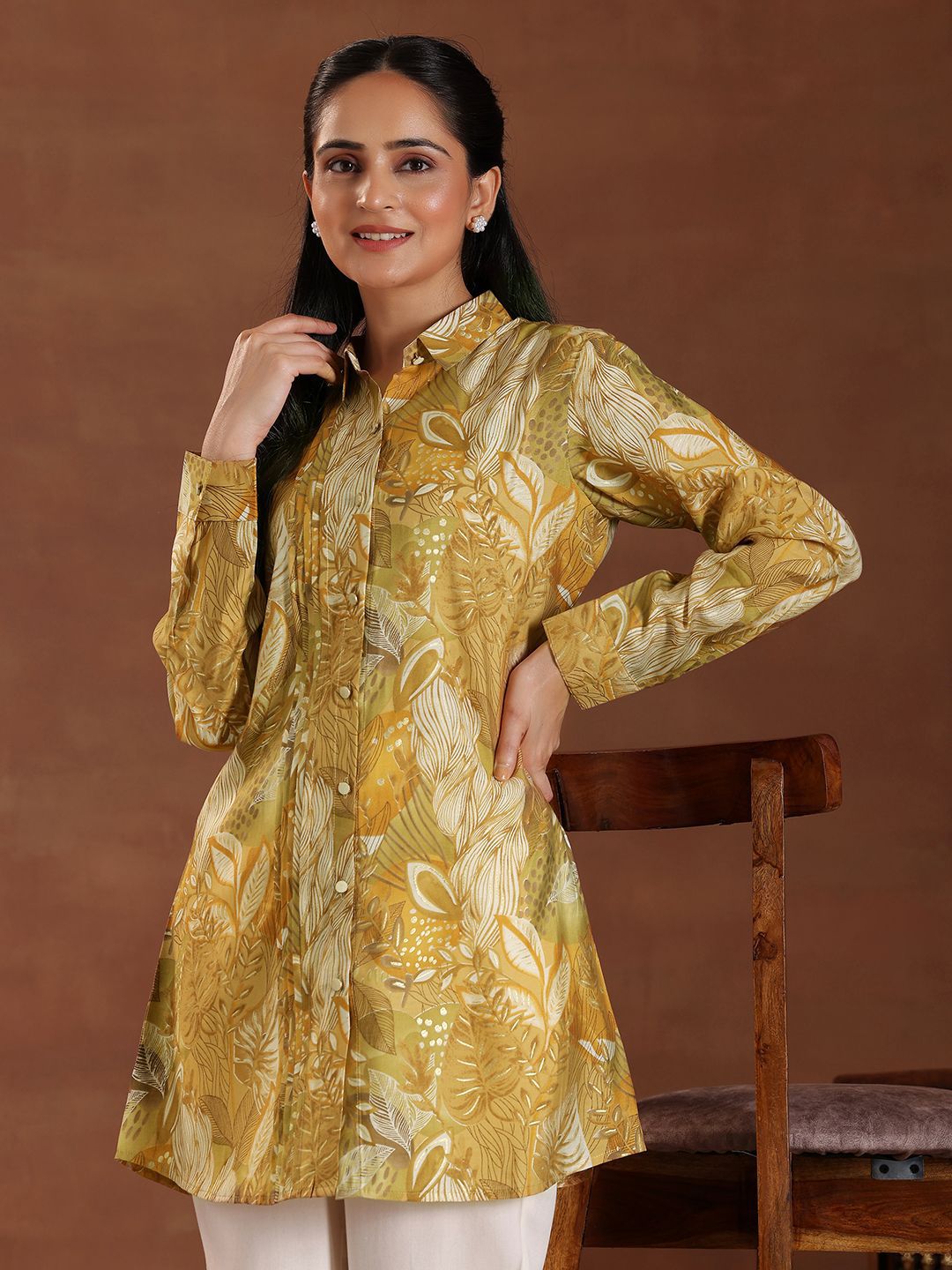 Libas Women Floral Printed Shirt Collar Kurti