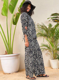 SASSAFRAS Black & White Abstract Print Shirt & Cargo Trousers