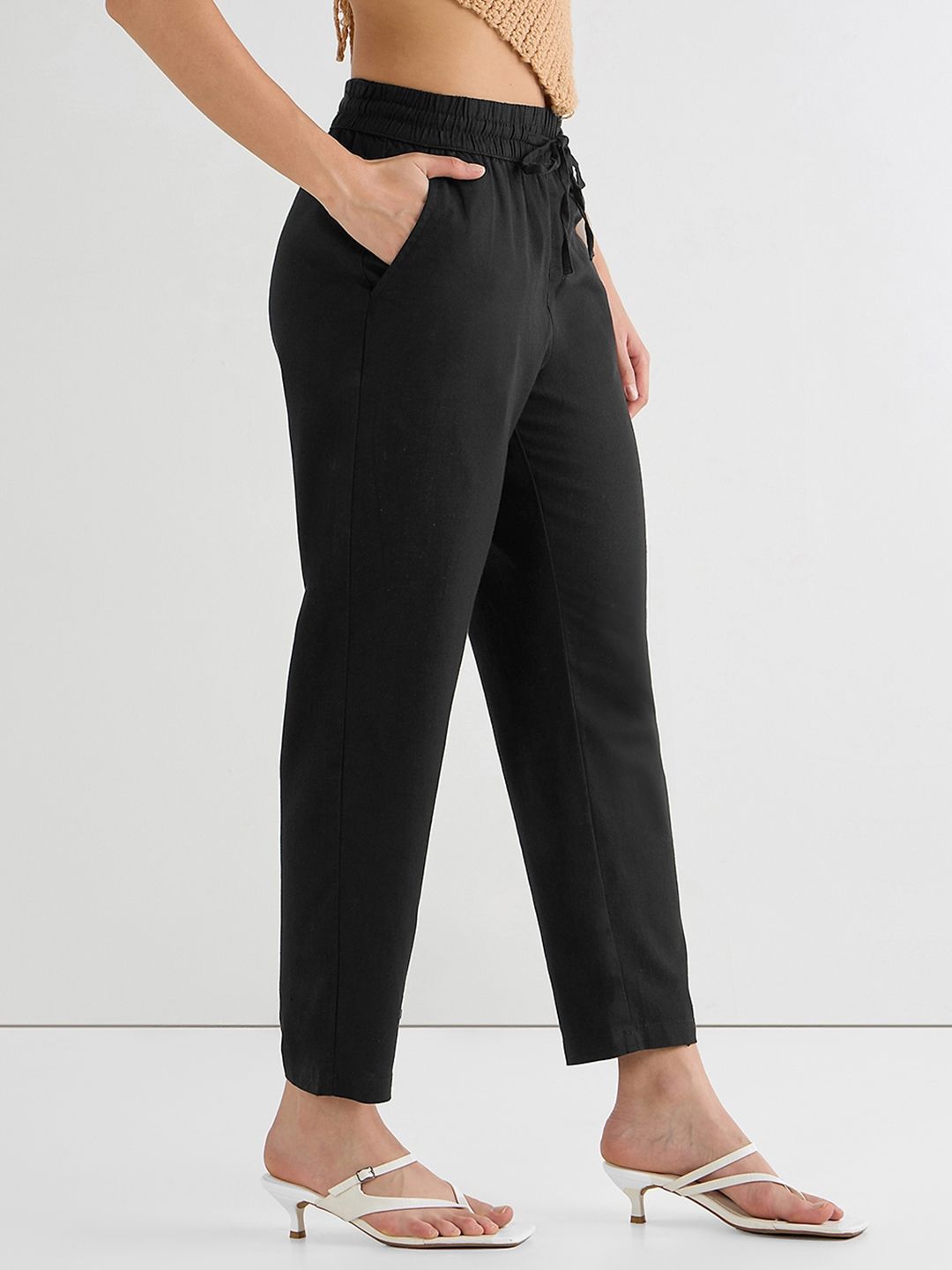 Bewakoof Women Black Linen Pants