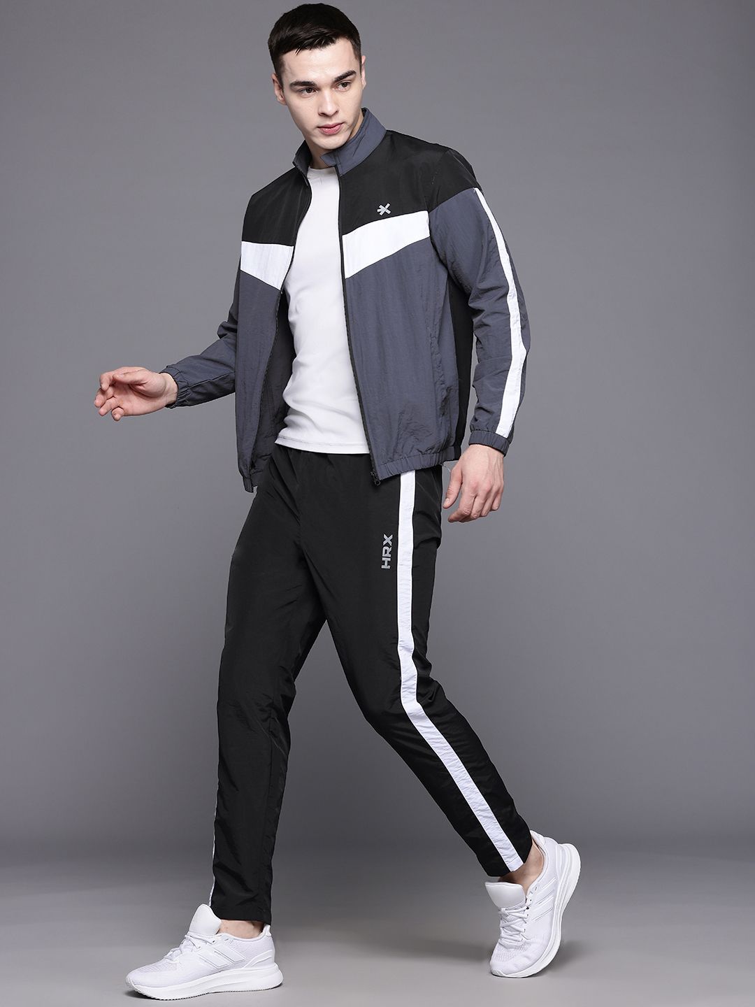 HRX by Hrithik Roshan Men Colourblocked Running Tracksuit