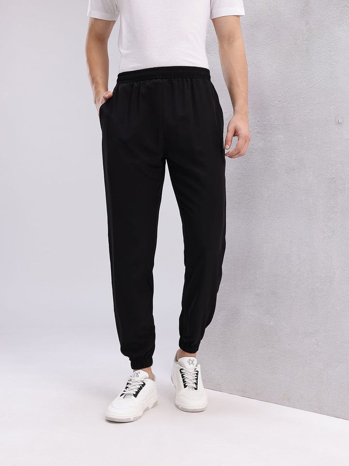 HRX by Hrithik Roshan Men Mid-Rise Regular Fit Rapid-Dry Running Joggers