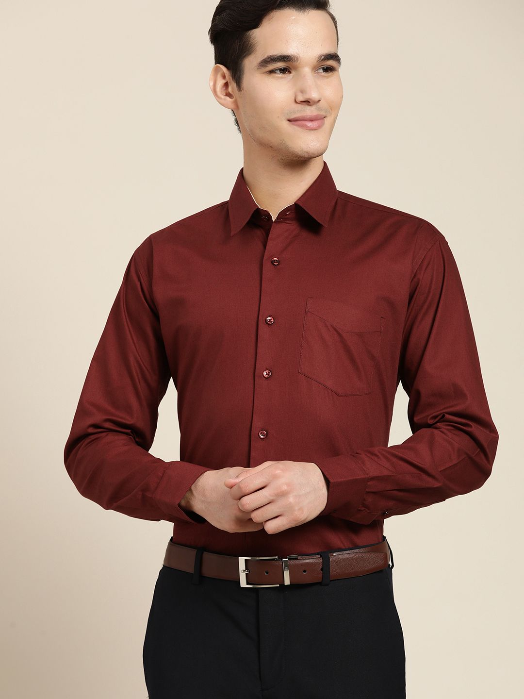 Hancock Men Burgundy Solid Slim Fit Pure Cotton Formal Shirt
