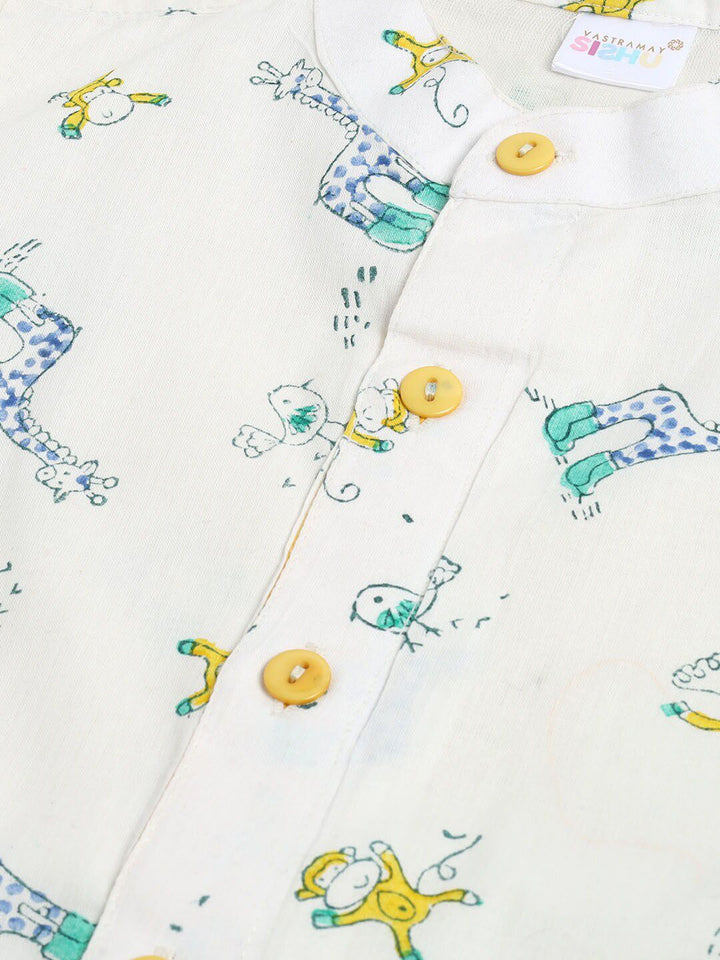 VASTRAMAY Boys Quirky Printed Kurta with Pyjamas