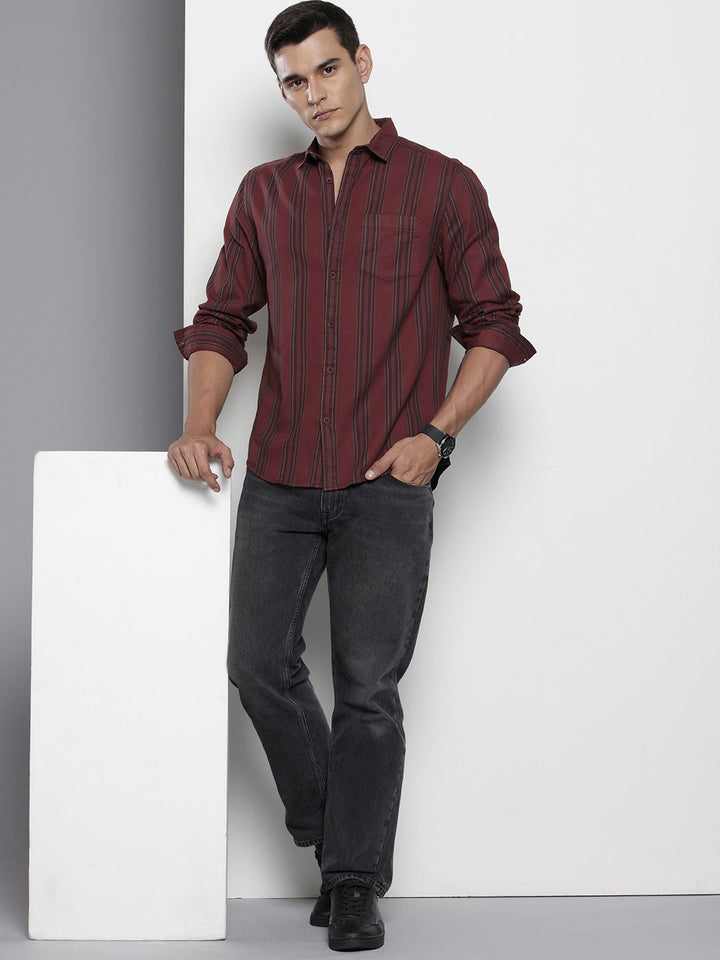The Indian Garage Co Pure Cotton Slim Fit Opaque Striped Casual Shirt