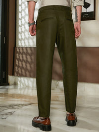 Campus Sutra Men Comfort Pleated Trousers