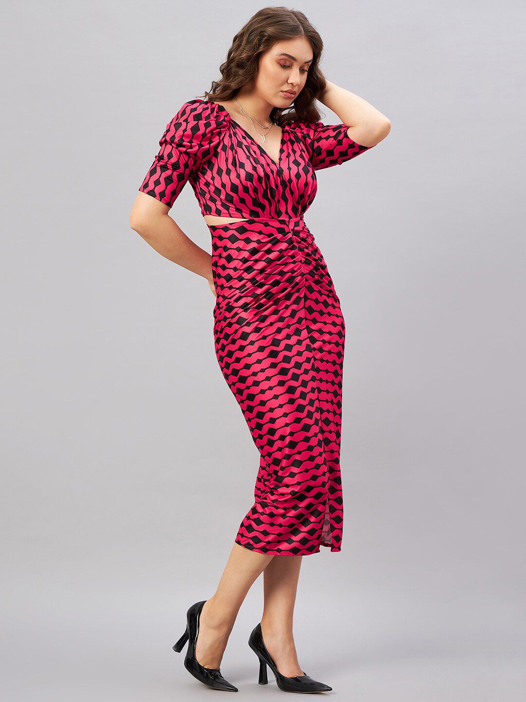 Antheaa Black & Red Abstract Printed V-Neck Puff Sleeve Sheath Midi Dress