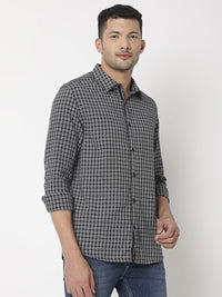 SPYKAR Pure Cotton Slim Fit Checked Casual Shirt