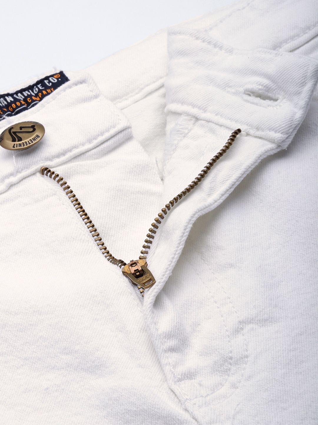 The Indian Garage Co Men White Typography Printed Slim Fit Shorts