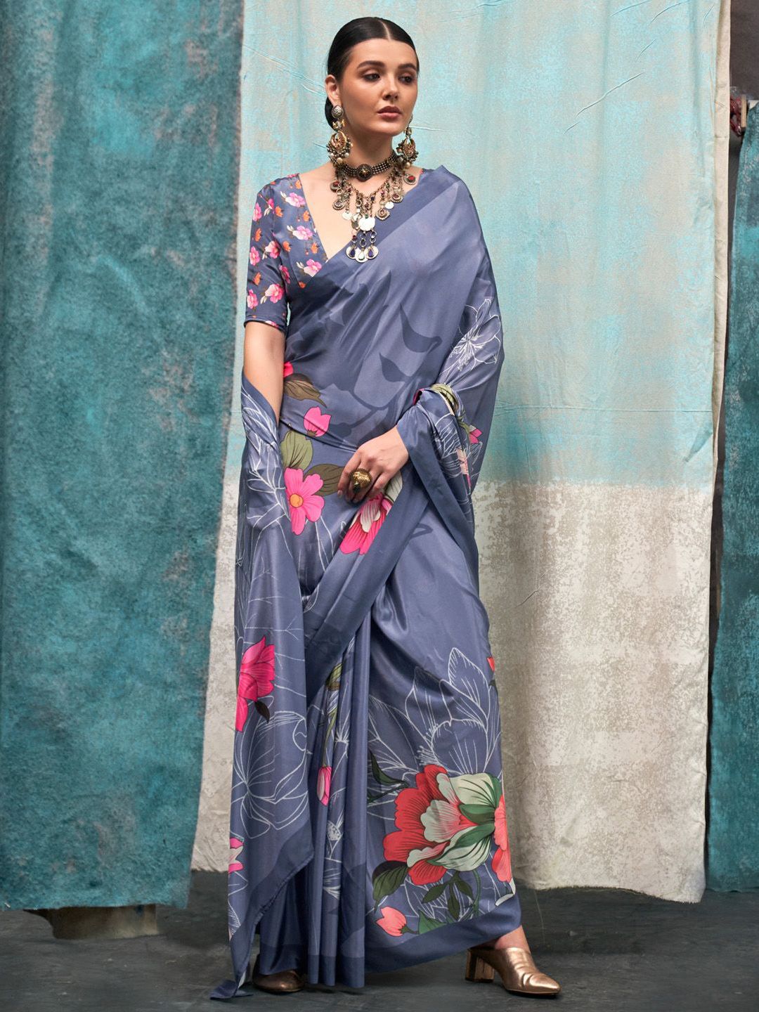 Saree mall Floral Poly Crepe Bagru Sarees