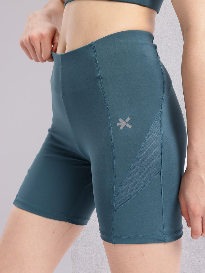 HRX by Hrithik Roshan Women Mid-Rise Above Knee Running Tights with Reflective Elements