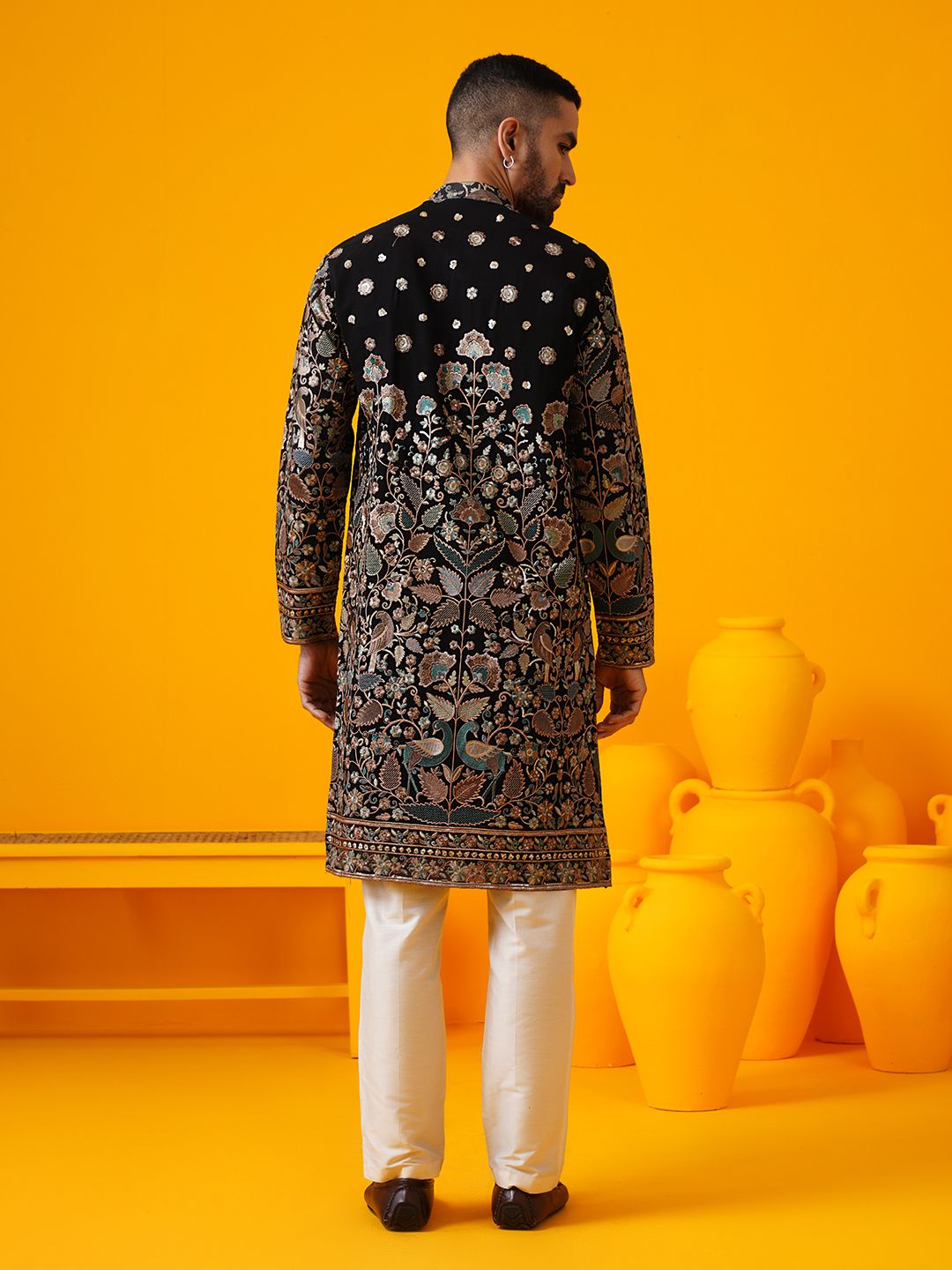 SOJANYA LUXE Floral Embroidered Sequinned Mandarin Collar Straight Georgette Kurta