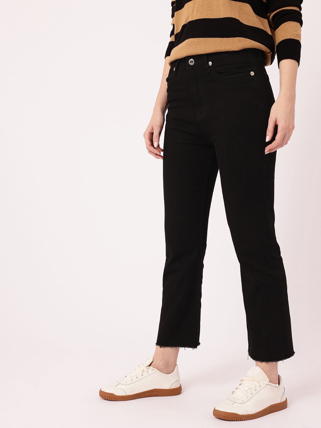DressBerry Women Classic Touch Stretchable Frayed Cropped Jeans
