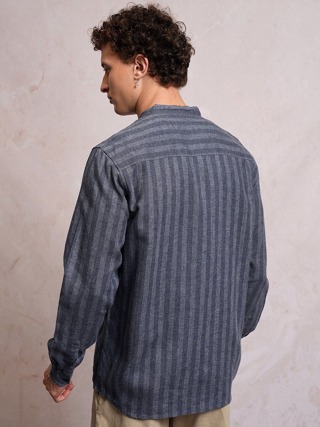 LOCOMOTIVE Men Blue Linen Blend Textured Striper Stand-Up Collar Regular Shirt