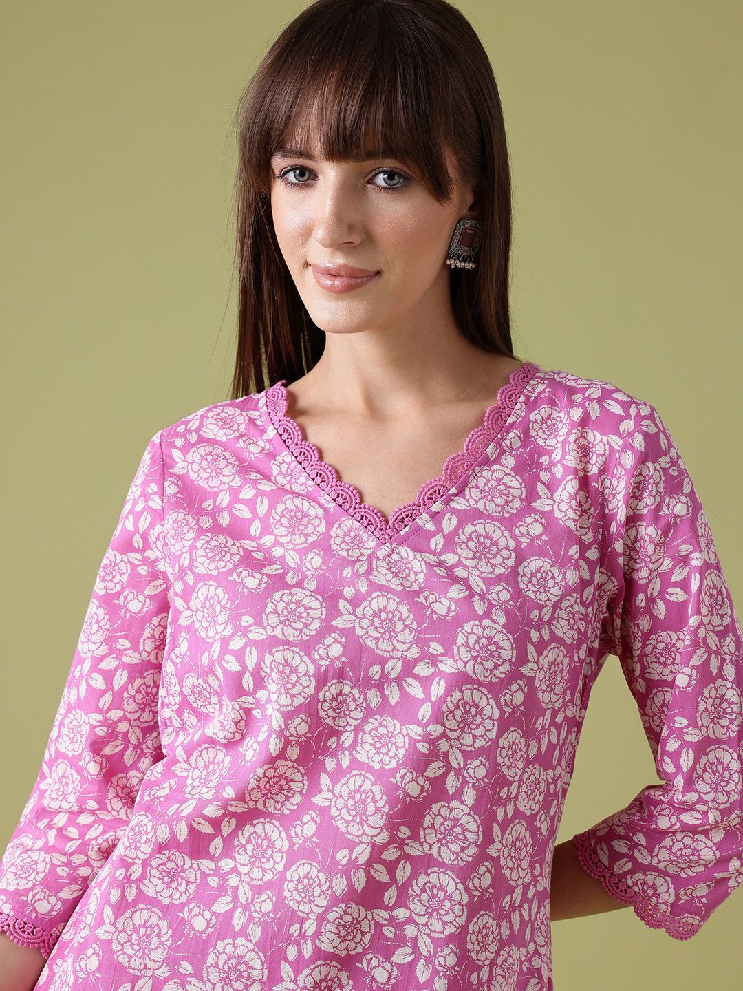 Anouk Floral Printed Lace Insert Detail Pure Cotton Straight Kurta with Trousers
